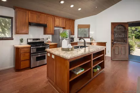 1243 Crest Dr, Encinitas, CA 92024 photo 31