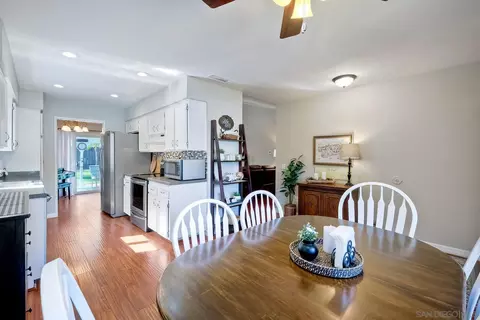 10255 Princess Marcie Dr, Santee, CA 92071 photo 14