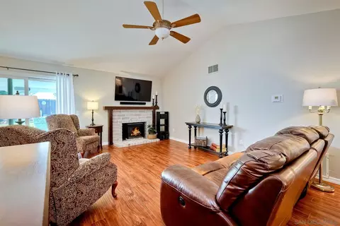 10255 Princess Marcie Dr, Santee, CA 92071 photo 3