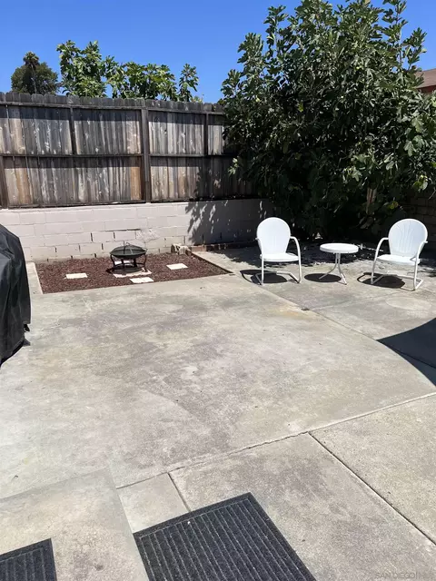 Exterior - 13403 Utopia Rd, Poway, CA 92064 photo 2 of 4
