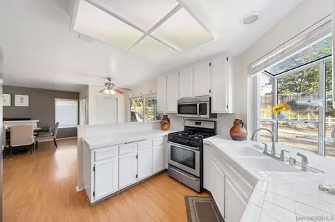 29651 Ramsey Ct, Temecula, CA 92591 photo 11