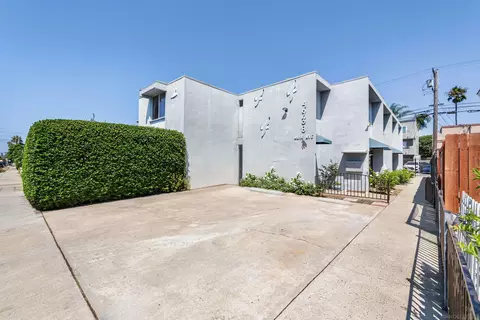 4938 Muir Ave, San Diego, CA 92107
