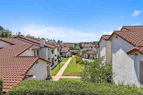 Exterior - 2425 Cranston Dr #212, Escondido, CA 92025 photo 2 of 6