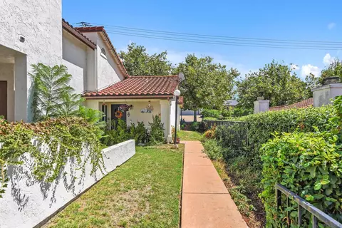 Exterior - 2425 Cranston Dr #212, Escondido, CA 92025 photo 4 of 6