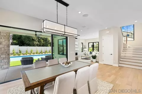Dining - 2916 Highland Dr, Carlsbad, CA 92008 photo 3 of 4