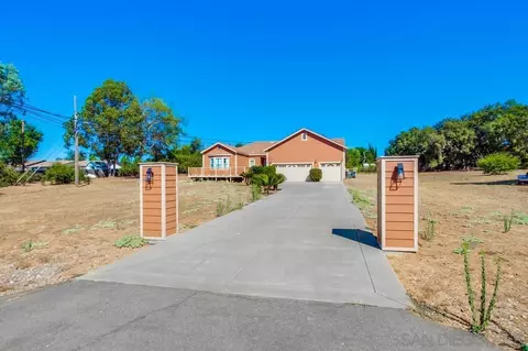 Exterior - 17834 Highway 67, Ramona, CA 92065 photo 3 of 20