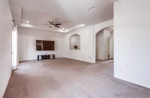 Living - 17834 Highway 67, Ramona, CA 92065 photo 2 of 10