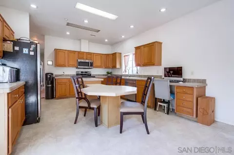 Kitchen - 17834 Highway 67, Ramona, CA 92065 photo 2 of 6