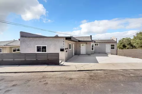7901 Hillside Dr, La Mesa, CA 91942