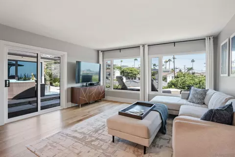 Living - 971 Skylark Dr, La Jolla, CA 92037 photo 3 of 3