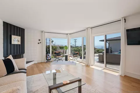 Living - 971 Skylark Dr, La Jolla, CA 92037 photo 2 of 3
