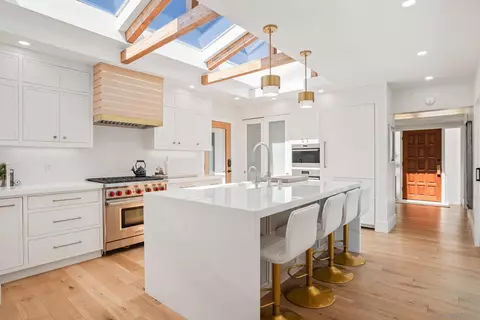 Kitchen - 971 Skylark Dr, La Jolla, CA 92037 photo 5 of 6
