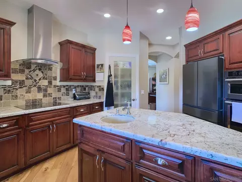 Kitchen - 3083 Sebastian Dr, Alpine, CA 91901 photo 5 of 8