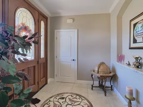 Entry Way - 3083 Sebastian Dr, Alpine, CA 91901 photo 4 of 6