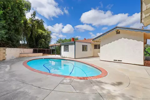 Exterior - 10083 Norte Mesa Dr, Spring Valley, CA 91977 photo 6 of 7