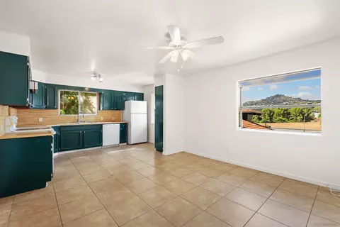 Kitchen - 10083 Norte Mesa Dr, Spring Valley, CA 91977 photo 1 of 5