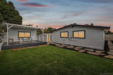 Exterior - 12460 Vaughan Rd, Poway, CA 92064 photo 20 of 21