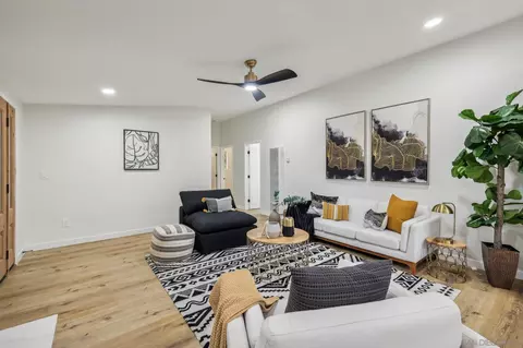 Living - 12460 Vaughan Rd, Poway, CA 92064 photo 1 of 3