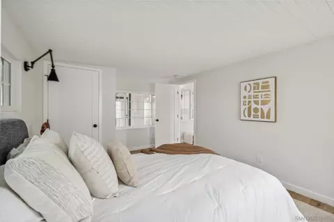 Bedroom - 12460 Vaughan Rd, Poway, CA 92064 photo 6 of 13
