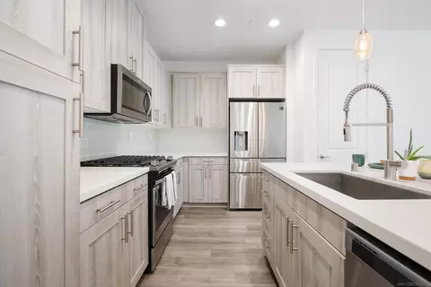 1210 Via Lucero, Oceanside, CA 92056 photo 6