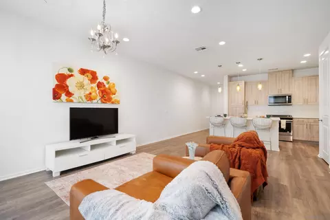 1210 Via Lucero, Oceanside, CA 92056 photo 9
