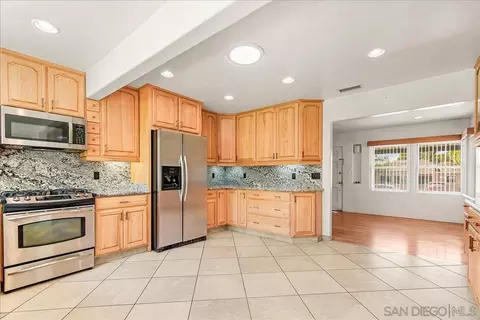 Kitchen - 4051 Charles St, La Mesa, CA 91941 photo 2 of 3