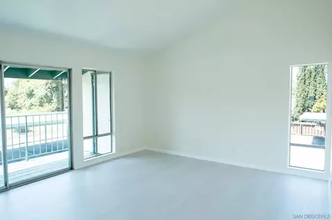 Living - 1811 E Grand Ave #112, Escondido, CA 92027 photo 3 of 3