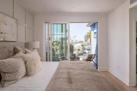 537 Orange Ave, Coronado, CA 92118 photo 7