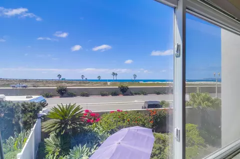 View/Area - 22 Half Moon Bnd, Coronado, CA 92118 photo 4 of 9