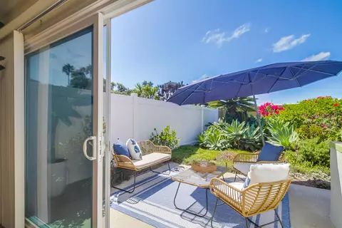 Exterior - 22 Half Moon Bnd, Coronado, CA 92118 photo 3 of 7