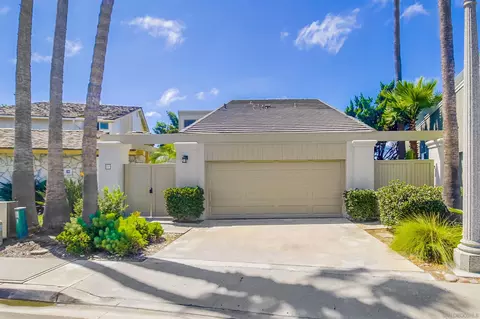 22 Half Moon Bnd, Coronado, CA 92118