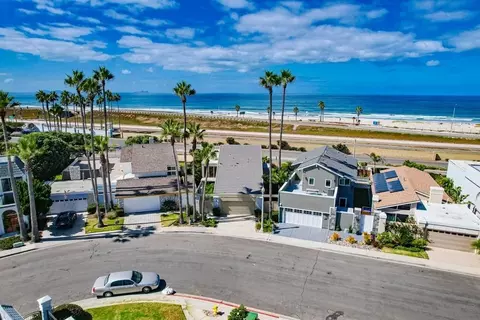 View/Area - 22 Half Moon Bnd, Coronado, CA 92118 photo 6 of 9