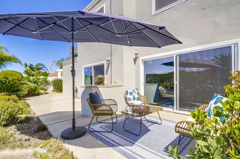 Exterior - 22 Half Moon Bnd, Coronado, CA 92118 photo 4 of 7