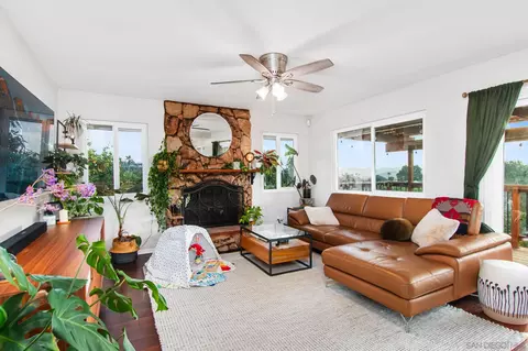 3333 Ryan Dr, Escondido, CA 92025 photo 6