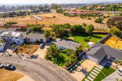 View/Area - 622 Sunset Dr, Oceanside, CA 92058 photo 5 of 6