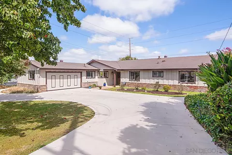 3369 Cristobal Way, Spring Valley, CA 91977 photo 2
