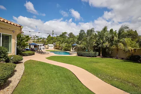 Exterior - 13331 Old Winemaster Ct, Poway, CA 92064 photo 19 of 23