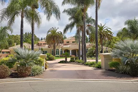 Exterior - 13331 Old Winemaster Ct, Poway, CA 92064 photo 6 of 23