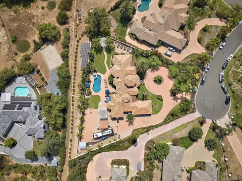 View/Area - 13331 Old Winemaster Ct, Poway, CA 92064 photo 3 of 4