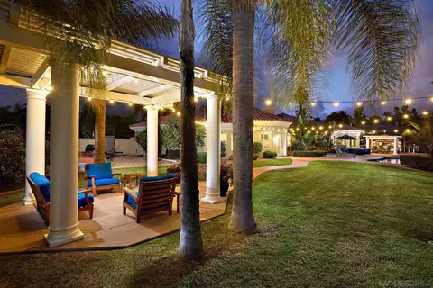 Exterior - 13331 Old Winemaster Ct, Poway, CA 92064 photo 5 of 23