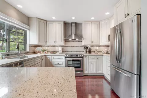 4083 Porte De Palmas #107, San Diego, CA 92122