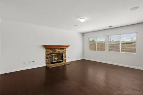 Living - 4495 Arbor Glen Way, Oceanside, CA 92057 photo 5 of 8
