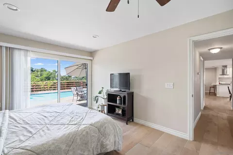 Bedroom - 5760 Kelton Ave, La Mesa, CA 91942 photo 2 of 5