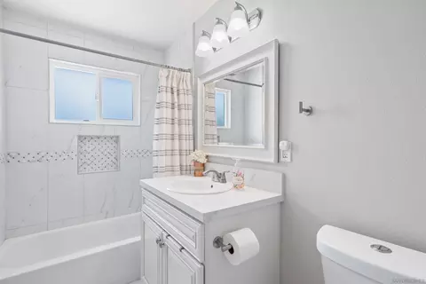 Bath - 5760 Kelton Ave, La Mesa, CA 91942 photo 2 of 2