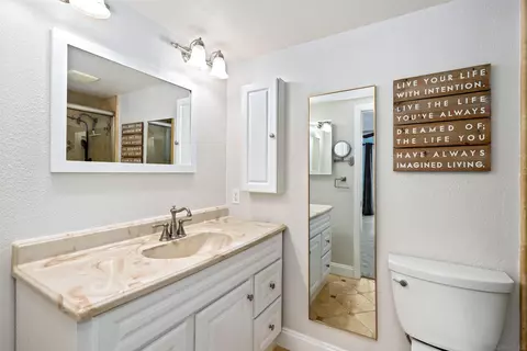 Bath - 6454 Quarry Rd #3, Spring Valley, CA 91977 photo 2 of 3