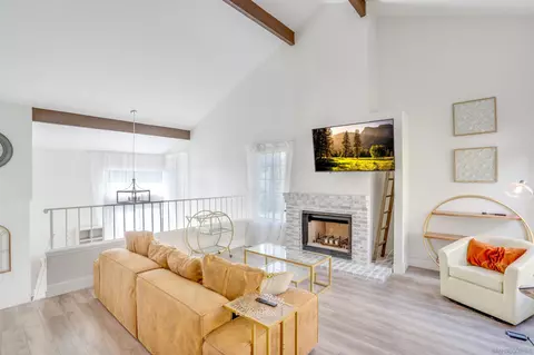 Living - 908 Correa Ln, Spring Valley, CA 91977 photo 2 of 8