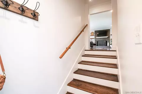 Entry Way - 4655 Edenvale Ave, La Mesa, CA 91941 photo 2 of 2