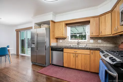 Kitchen - 4655 Edenvale Ave, La Mesa, CA 91941 photo 2 of 2