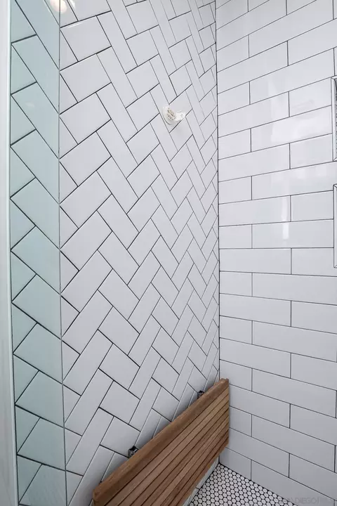 Bath - 4655 Edenvale Ave, La Mesa, CA 91941 photo 3 of 6
