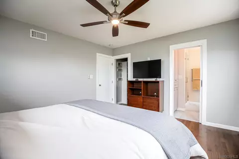 Bedroom - 4655 Edenvale Ave, La Mesa, CA 91941 photo 3 of 5